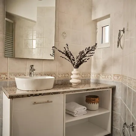 Vakantiehuis Casa Di Cuore Loft - Sea View & Jacuzzi Retreat