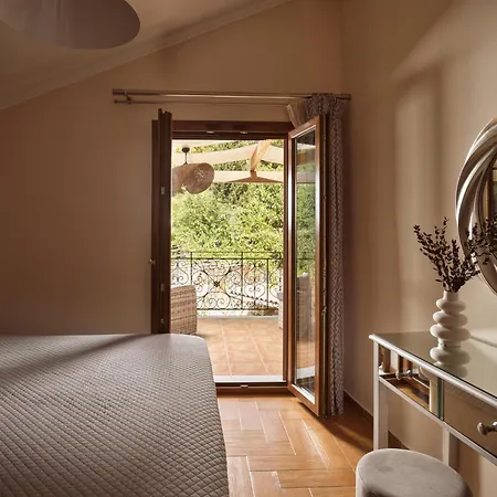 Vakantiehuis Casa Di Cuore Loft - Sea View & Jacuzzi Retreat *