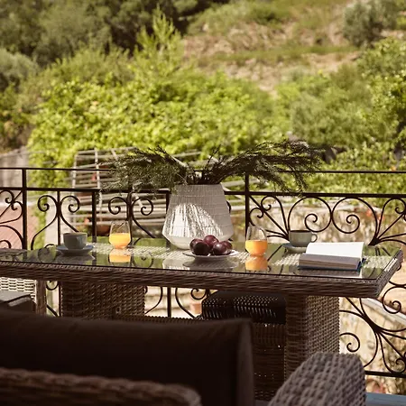 Semesterbostad Casa Di Cuore Loft - Sea View & Jacuzzi Retreat